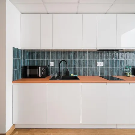 Praga Bliska Pleasant By Bookinghost * Varsó